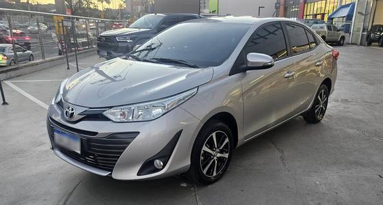 TOYOTA YARIS 1.5 16V FLEX SEDAN XS CONNECT MULTIDRIVE TOYOTA YARIS 1.5 16V FLEX SEDAN XS CONNECT MULTIDRIVE